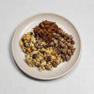 Eggs Your Way / Huevos Al Gusto